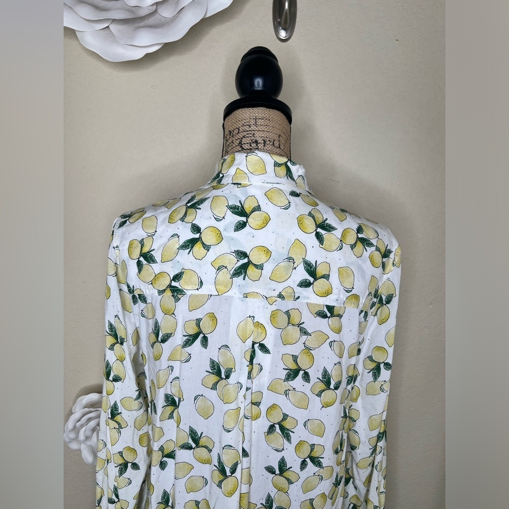 NTM: BeachLunchLounge Lemon Printed Alanna Button Down Long Sleeve Top Sz L - Picture 11 of 16